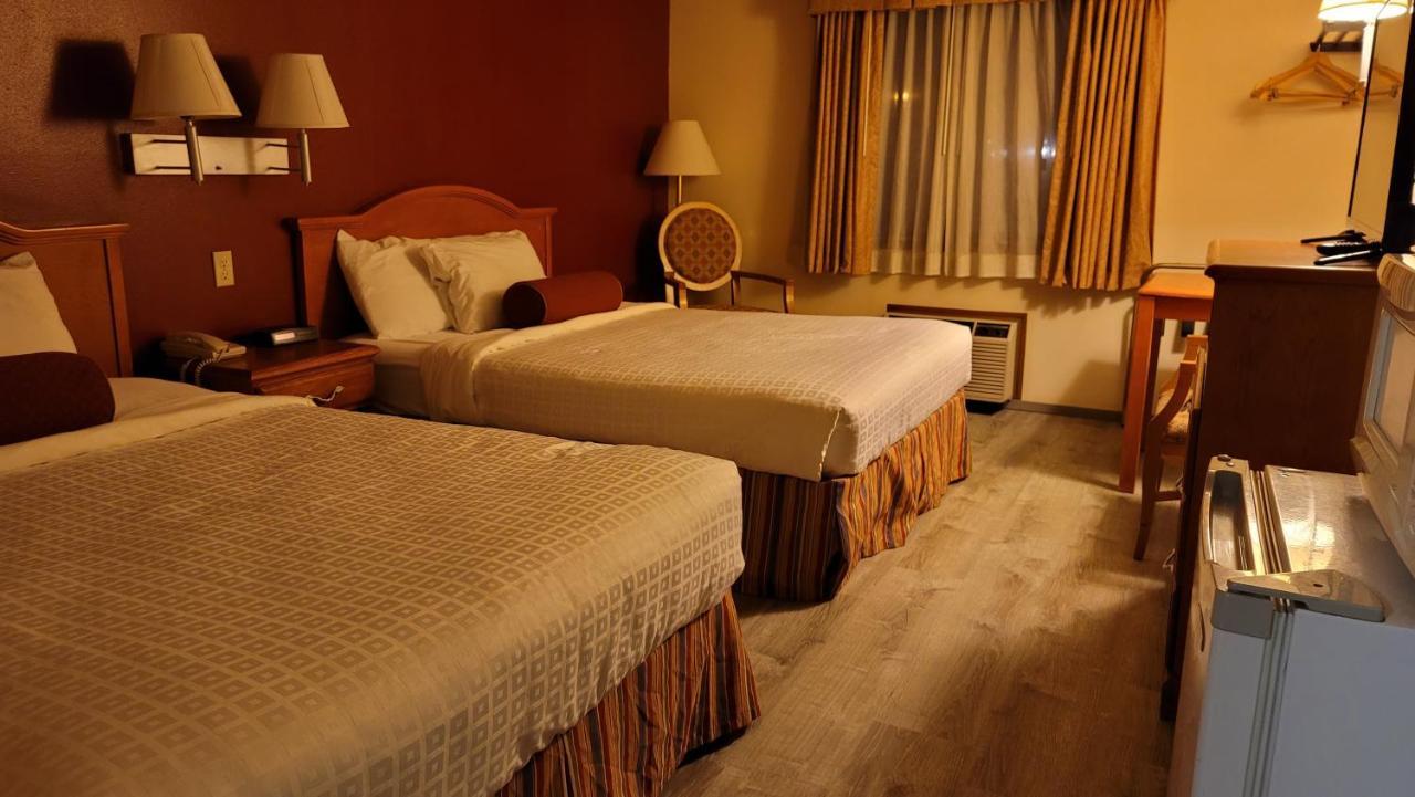 Grizzly Inn Еванстън Екстериор снимка